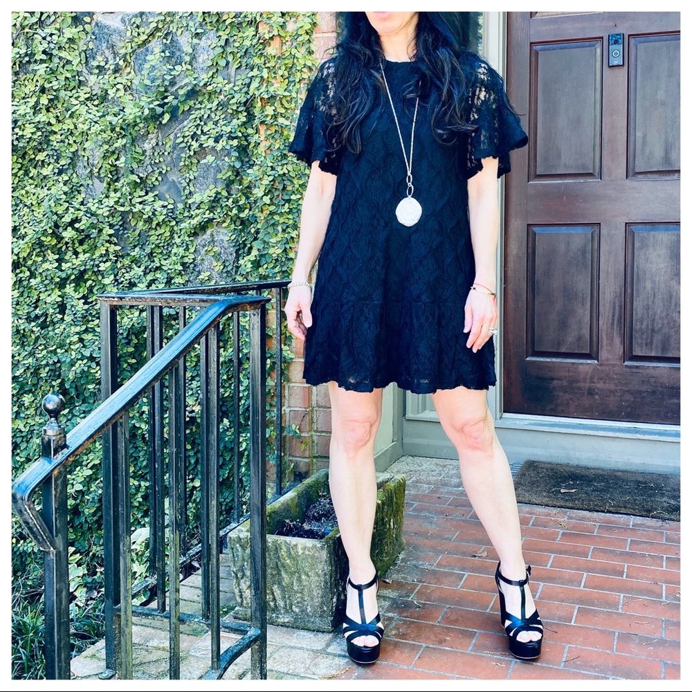 #37 PERFECT LITTLE BLACK LACE FULLY LINED DRESS - Picture 3 of 6